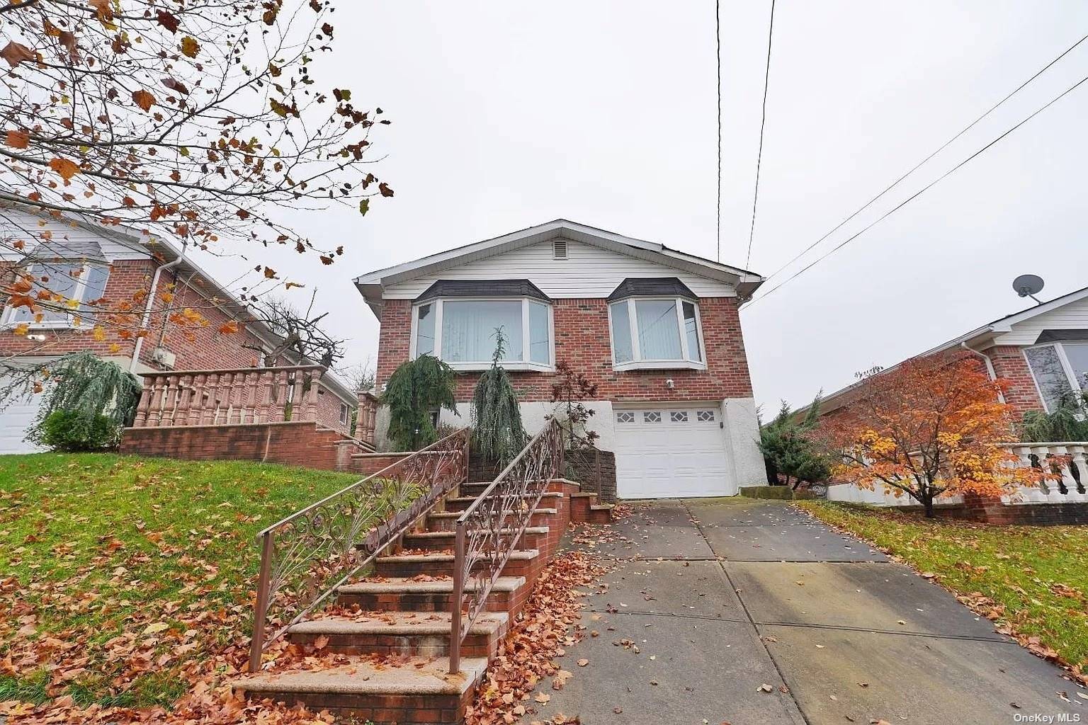 Beautiful 2 Story Single Dwelling Home In The Todt Hill Section Of Staten Island.