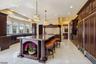 Gourmet Eat-in Kitchen