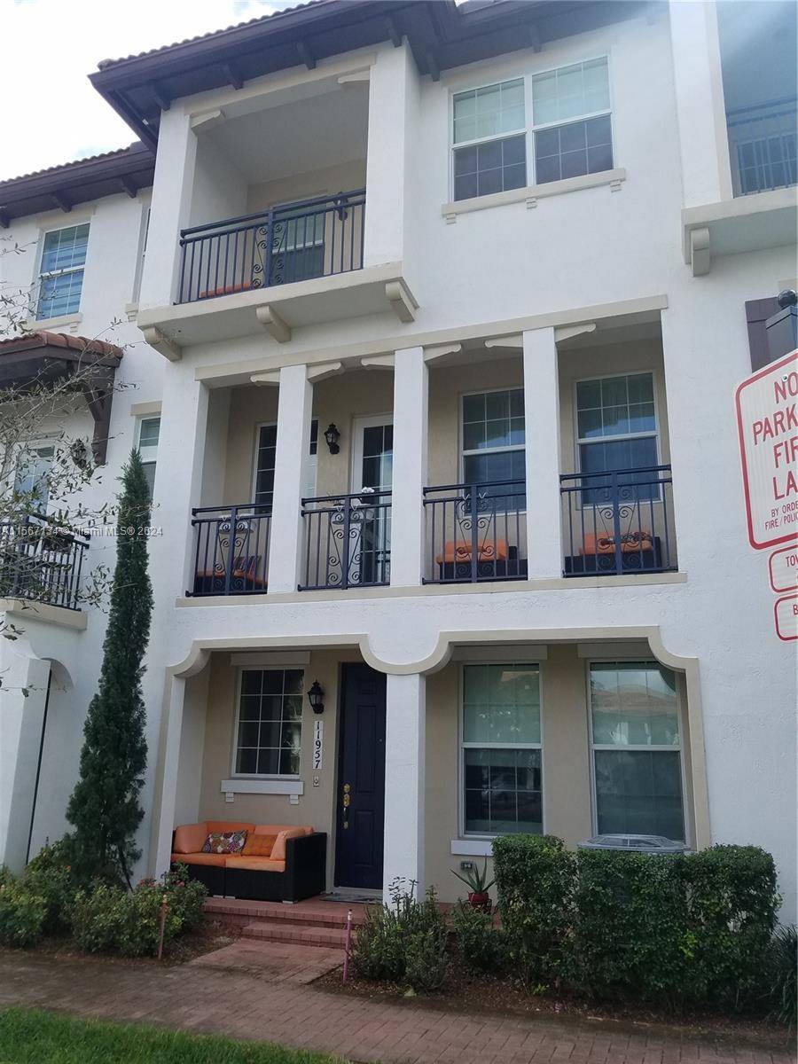 Your new TRI STORY townhome awaits you in the gated community of Montclair.