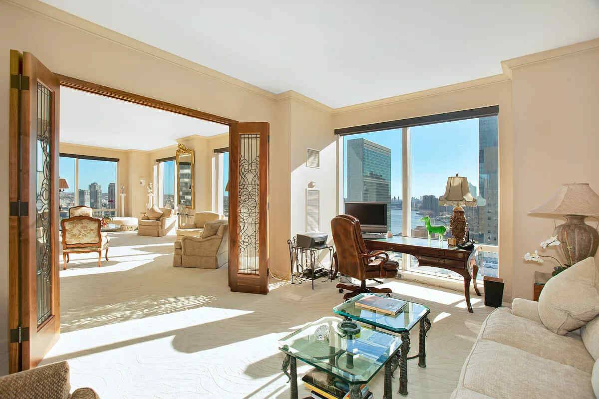 Iconic Manhattan living awaits in this stunning 3 bedroom, 3 bath home featuring spectacular eastern and southern exposures overlooking the East River and United Nations.