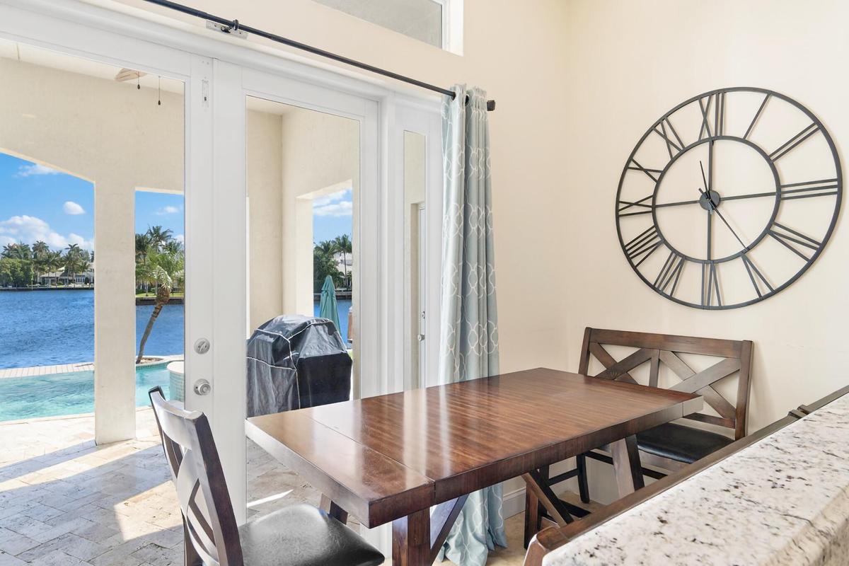 Breakfast Nook