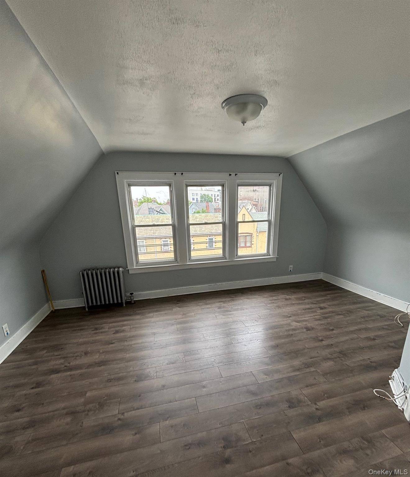 3rd floor apartment for rent in the Brooklyn College area.