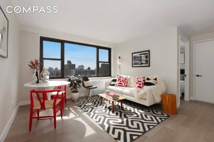 Pristine, luxury 1 bedroom available in one of the Upper West Side's newest condos.