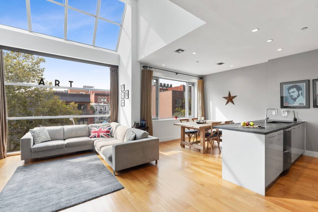 149 SKILLMAN, 4A PHENOMENAL WILLIAMSBURG TWO BEDROOM A keyed elevator opens directly into this amazing 1, 058 SF two bedroom, two bathroom home located just 2 blocks from the L ...