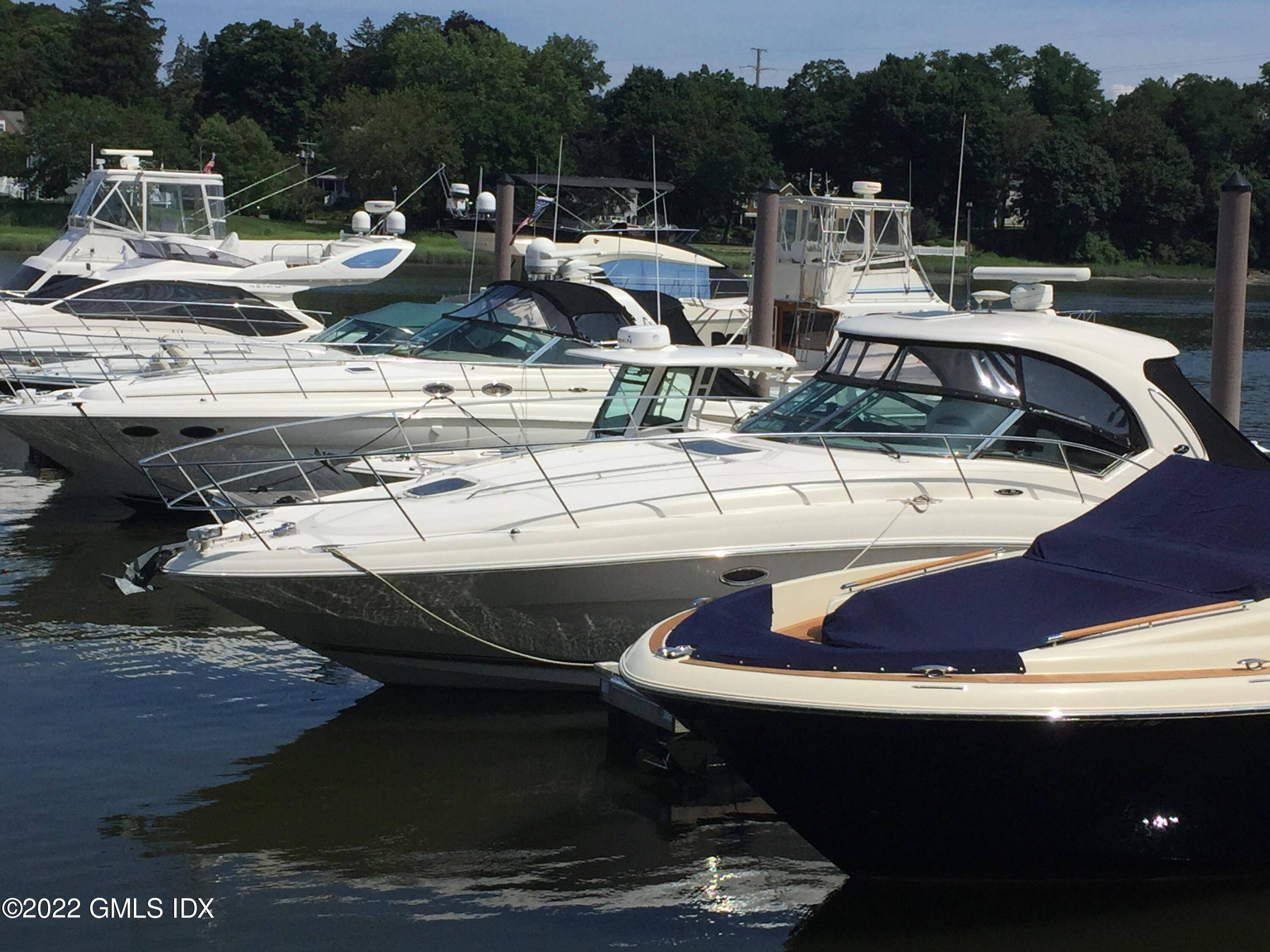 If your favorite boat deserves a beautiful home, Palmer Point is the right choice for you.