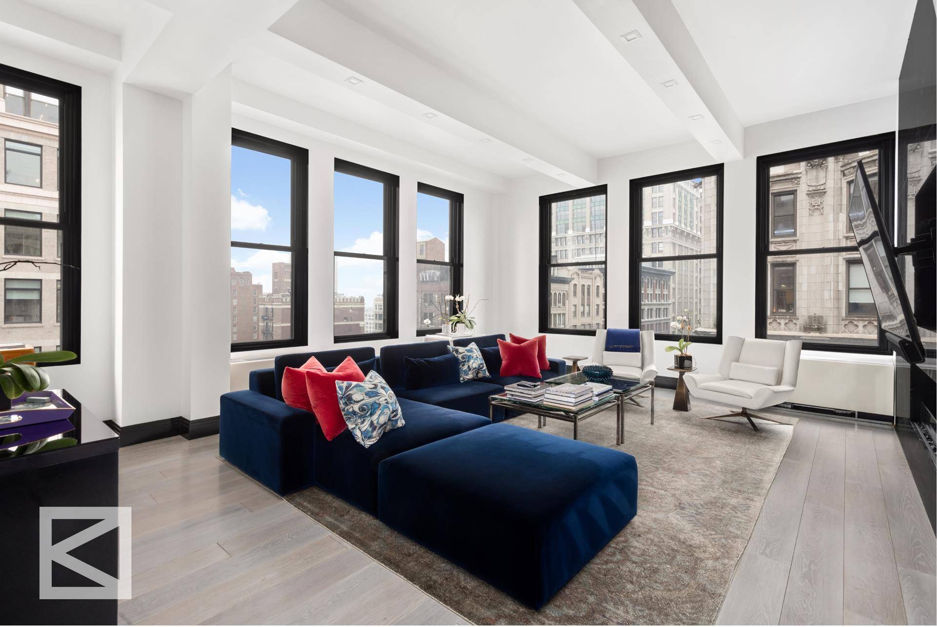 Rarely seen in this location, this beautifully arranged residence, with soaring 12 foot tall ceilings, commands a prominent position above Gramercy Flat Iron.