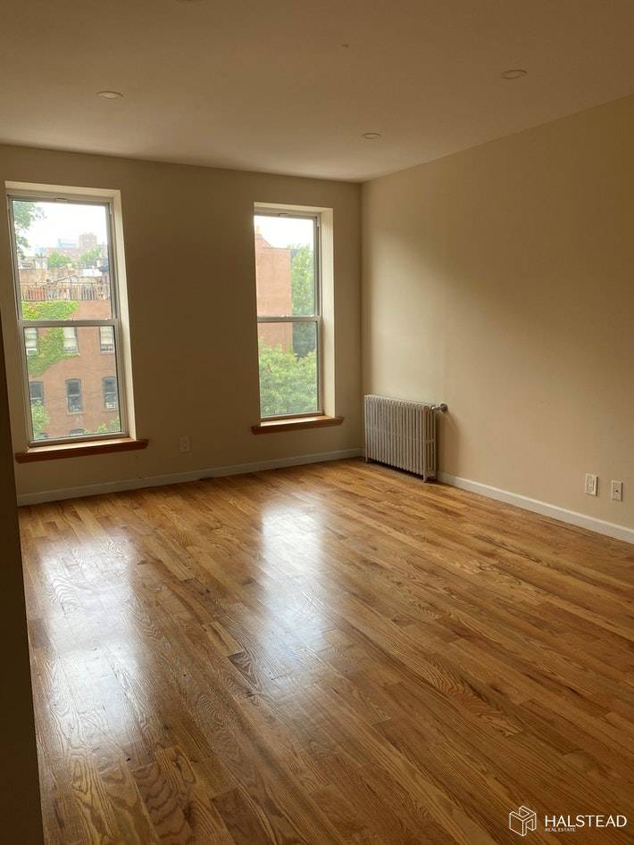 NO FEE ! ! ! Clinton Hill Four separate bedrooms of equal size with closets and windows, two full baths.