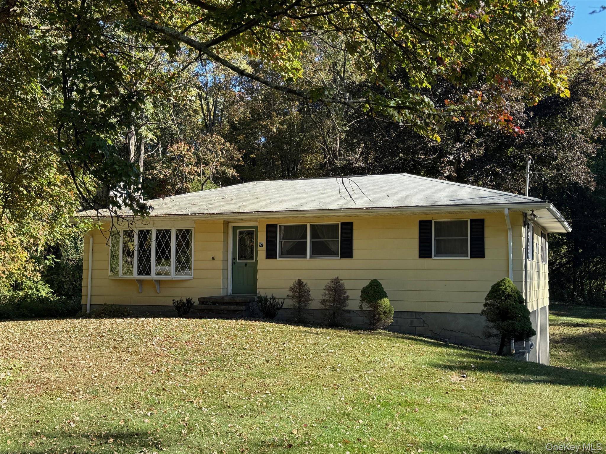 Just 5 minute from the Village of Rhinebeck !