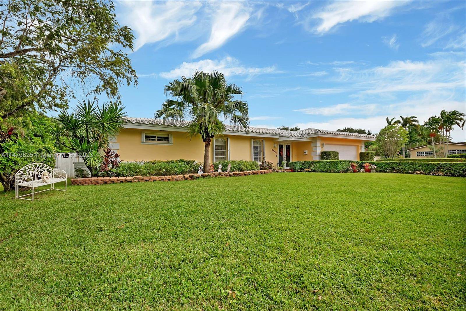 This beautiful one owner single family home nestled in the beautiful neighborhood of Palmetto Bay with exceptional curb appeal and is situated on a corner lot in the tranquil cul ...
