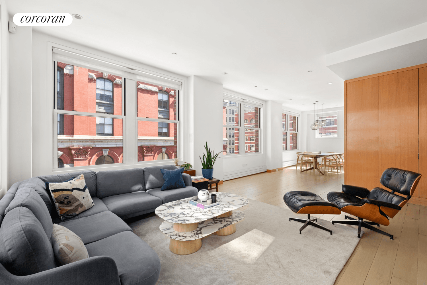 Bask in unprecedented natural light in this full floor three bedroom, two bathroom luxury loft featuring contemporary styling, exceptional storage and an ideal location in the heart of Tribeca.