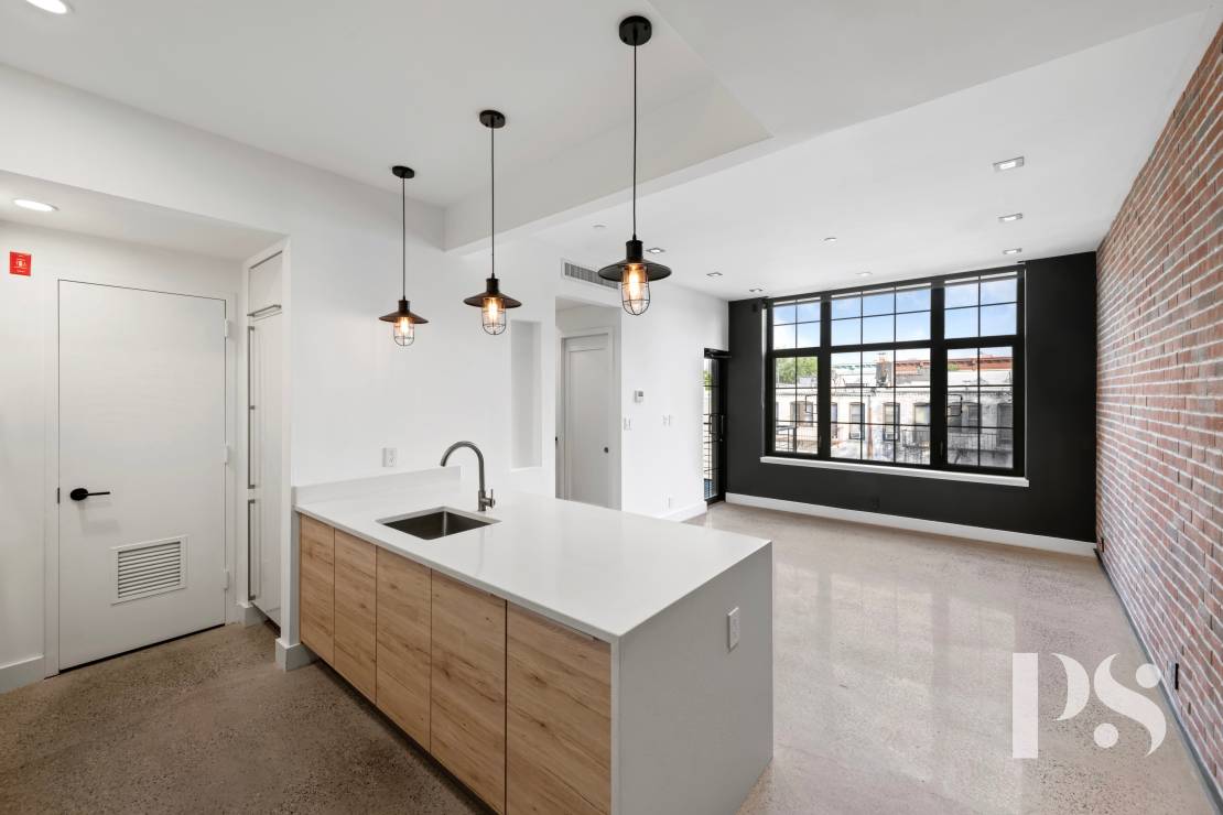 Graced with contemporary modern rustic finishes and a private outdoor terrace, this brand new duplex 1 bedroom 1 bathroom condo maximizes space and functionality.