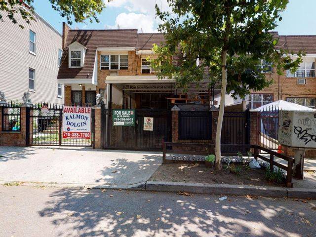 Brooklyn best priced legal 2 family house with private on site parking, near j amp ; l trains.