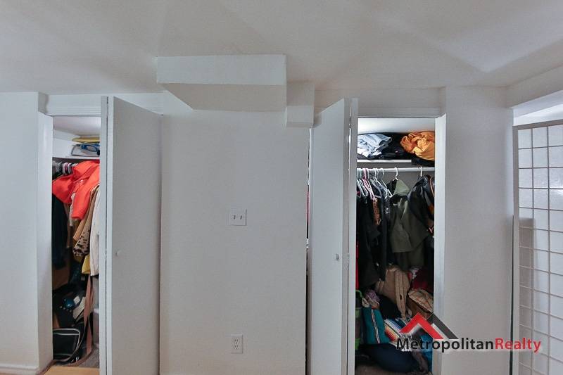 Beautifully renovated LARGE 1 bedroom duplex in a well maintained building Apartment offers full size bathroom New Dishwasher Master size bedroom Hardwood floors Lots of closets New plumbing and electric.