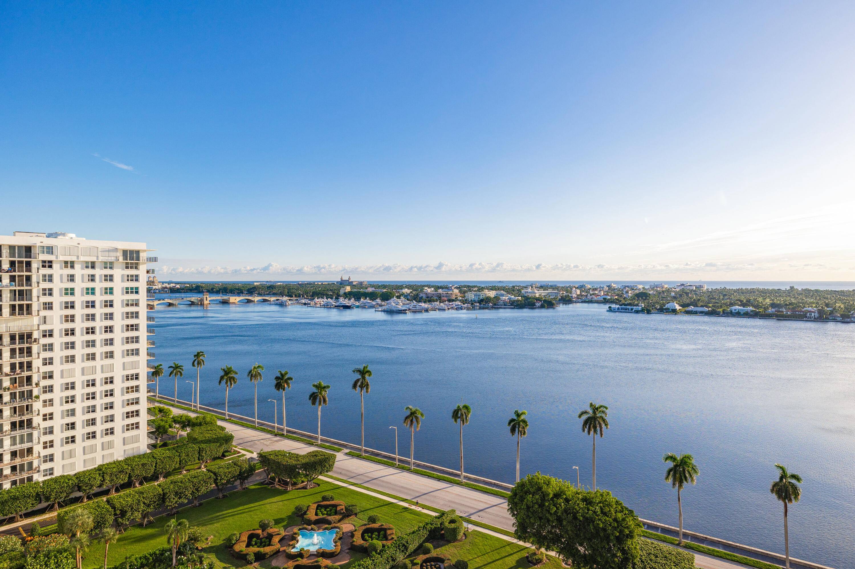 As the sun ascends over Palm Beach, welcome the day and awaken to panoramic ocean and intracoastal views.
