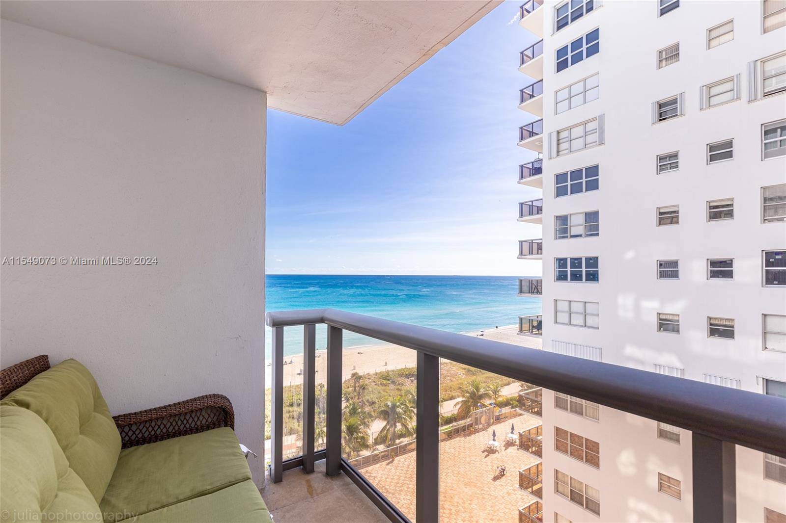AMAZING OCEAN VIEW FROM THIS BEAUTIFUL 2 BED 2 BATH CONDO !