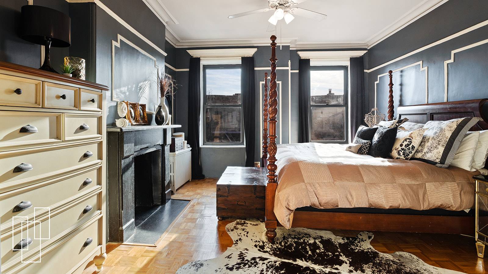 This lovely home offers a touch of old Brooklyn with modern appeal in an ideal center Slope location, with nearly 1, 000 square feet of top floor light, air, and ...