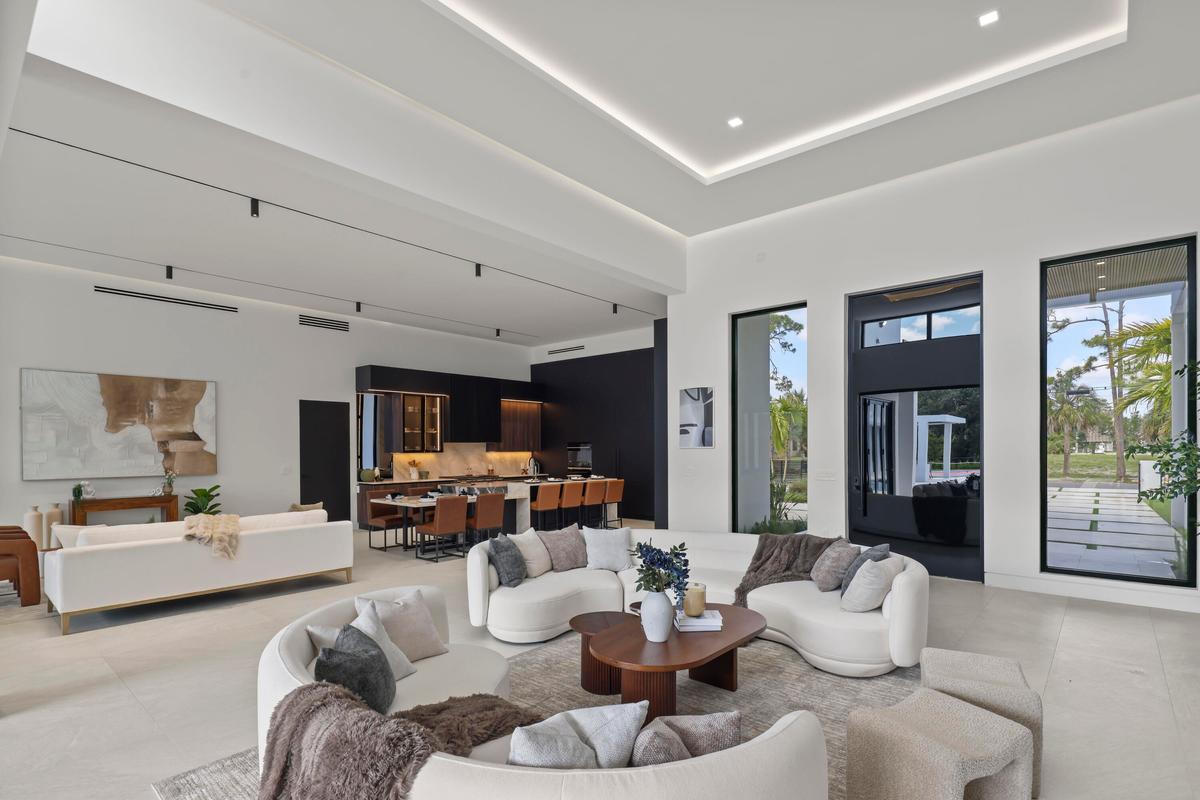 6676 Northwest 66th Way - 18.jpg-FULL