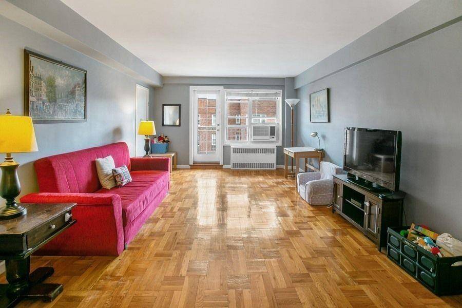 Large and bright 2 Bedroom, 1 Bath on a high floor with a large TERRACE Unit 702 features a very spacious living room that has ample room for a dining ...