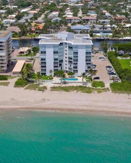 Public Remarks Stunning Oceanfront ON THE SAND, YEARLY RENTAL located directly on exquisite Hillsboro Beach on Hillsboro Mile Between Boca Raton Ft Lauderdale.