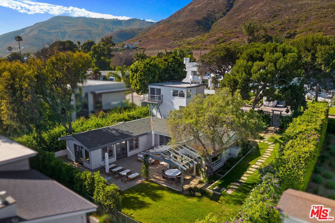 31562 Broad Beach Rd 3BR Malibu La