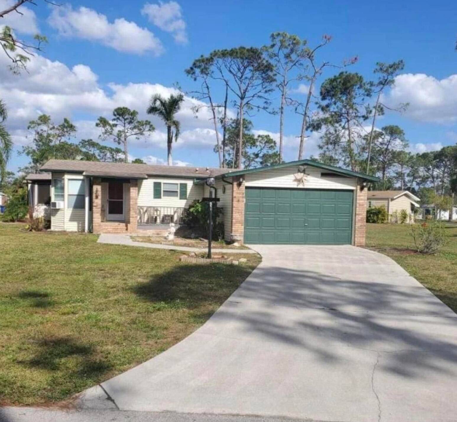Check out this Fully Furnished 2BR 2BA with Garage Located in beautiful Pine Lakes Country Club in North Fort Myers Florida.