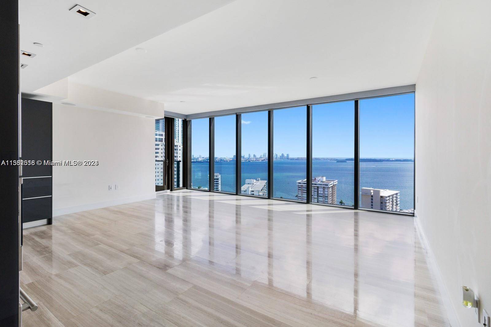 EXQUISITE 2 BEDS 2. 5 BATHS CORNER UNIT AT THE MAGNIFICENT ECHO BRICKELL.