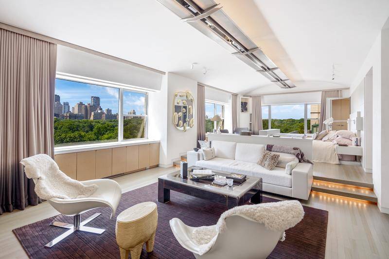 785 Fifth Avenue, 10AAN EXTRAORDINARY PURCHASE OPPORTUNITY.