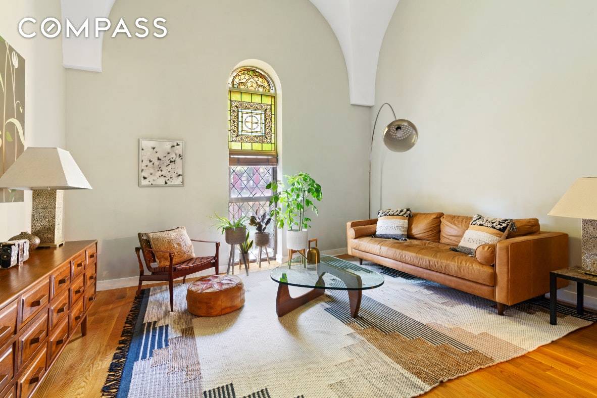 Prepare to be wowed upon entering this gorgeous 2 bedroom, 2 bathroom duplex at the breathtaking landmark condominium, The Arches at Cobble Hill.