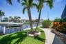 Canal Views/Dock and Boat Lift