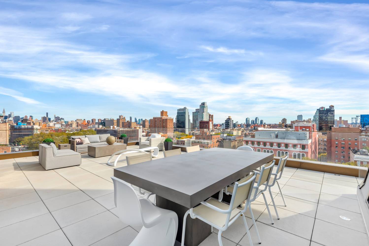 PRICE REDUCTION Brand New Penthouse w Roof Terrace !