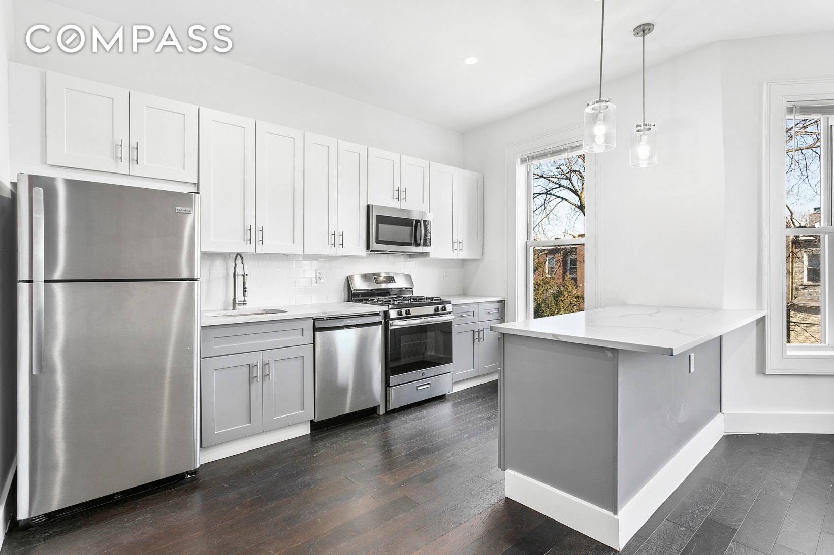 This newly renovated, beautiful 2 bedroom apartment has a spacious open layout with high ceilings, exposed brick, brand new stainless steel appliances and high end finishes.