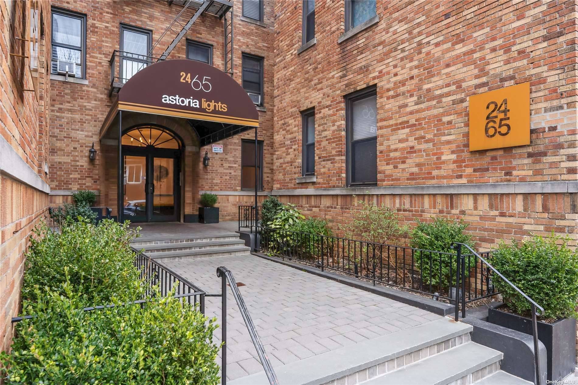 Welcome to the Astoria Lights Located in the vibrant Astoria neighborhood of Queens, New York City, Astoria Lights complex offers a beautifully Phase 1 renovated Studio Co op that is ...