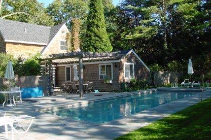 South of the Highway Wainscott 5 Bedroom Beauty