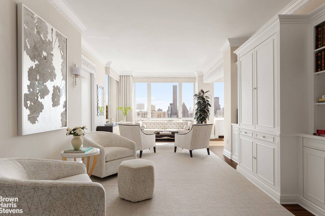 A Rare Turn Key Residence with Views Like No OtherResidence 35A at 401 East 60th Street features three bedrooms and three and a half bathrooms with spectacular panoramic views of ...