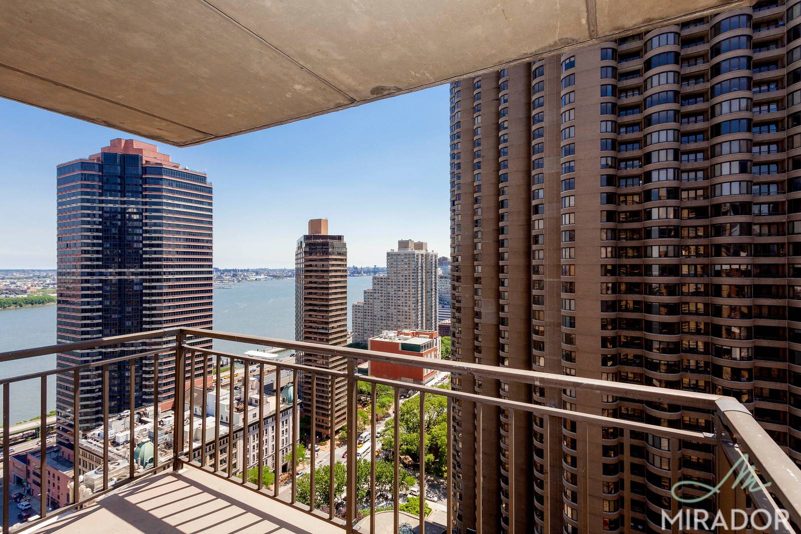 Tremendous new South facing 32nd floor one bedroom at New York Tower.