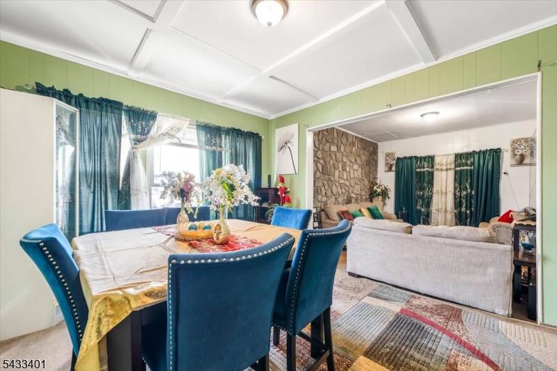 Formal Dining 2