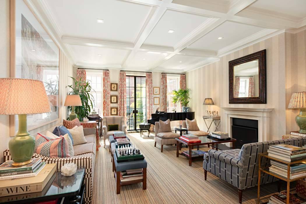 Perfectly located on a picturesque and tree lined street in the heart of the Upper East Side, this splendid townhouse presents a glorious combination of period detail, an attractive and ...
