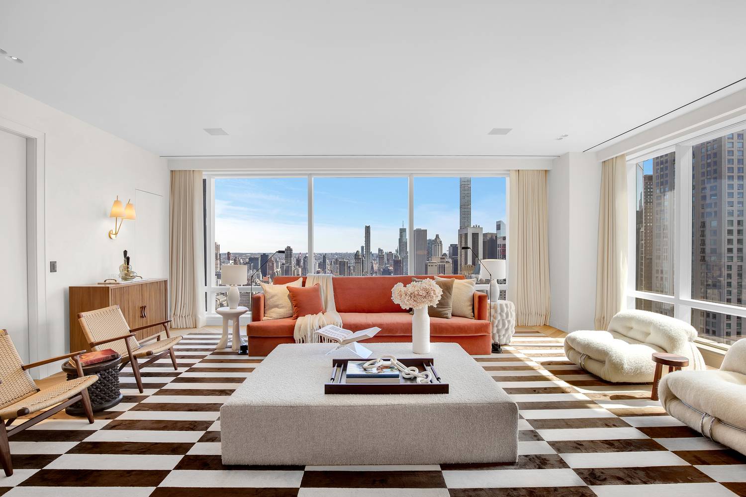 Experience a Masterpiece in the Sky with 47BC, impeccably renovated by the expertise of Hottenroth Joseph Architects and a never before occupied residence located at One Central Park West.