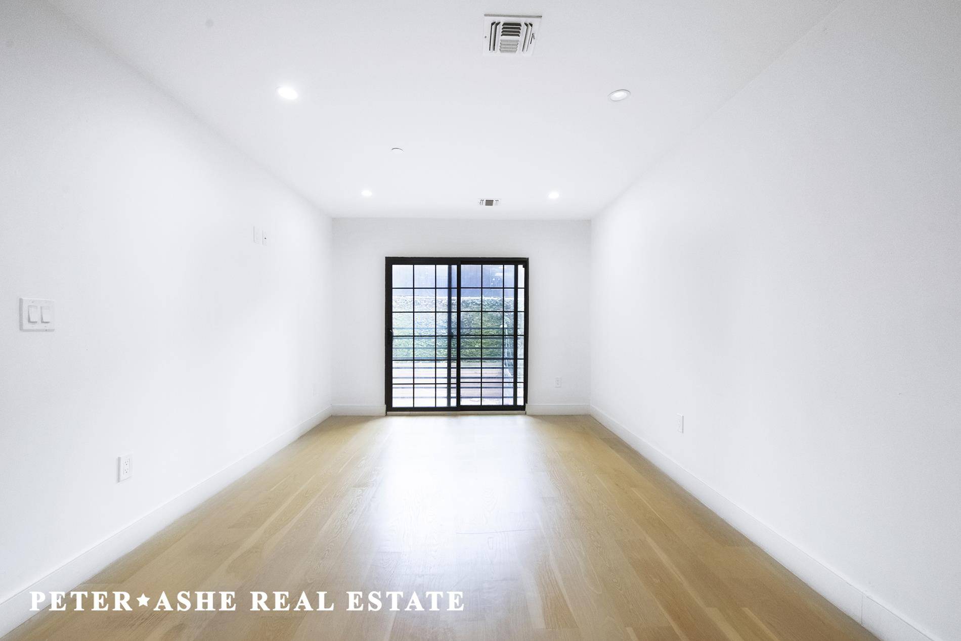 800 Park Place is a newly built eight unit boutique building condominium located in the heart of Crown Heights.