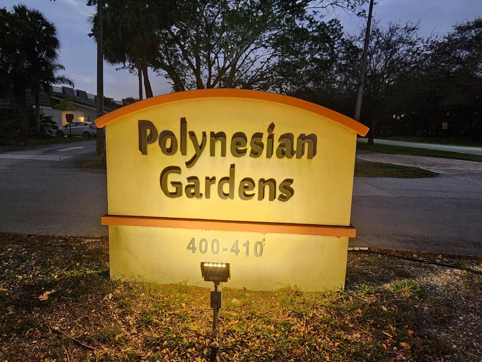 Welcome home to this area fantastic condo in Polynesian Gardens !
