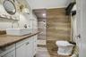 Beautiful Full Bathroom