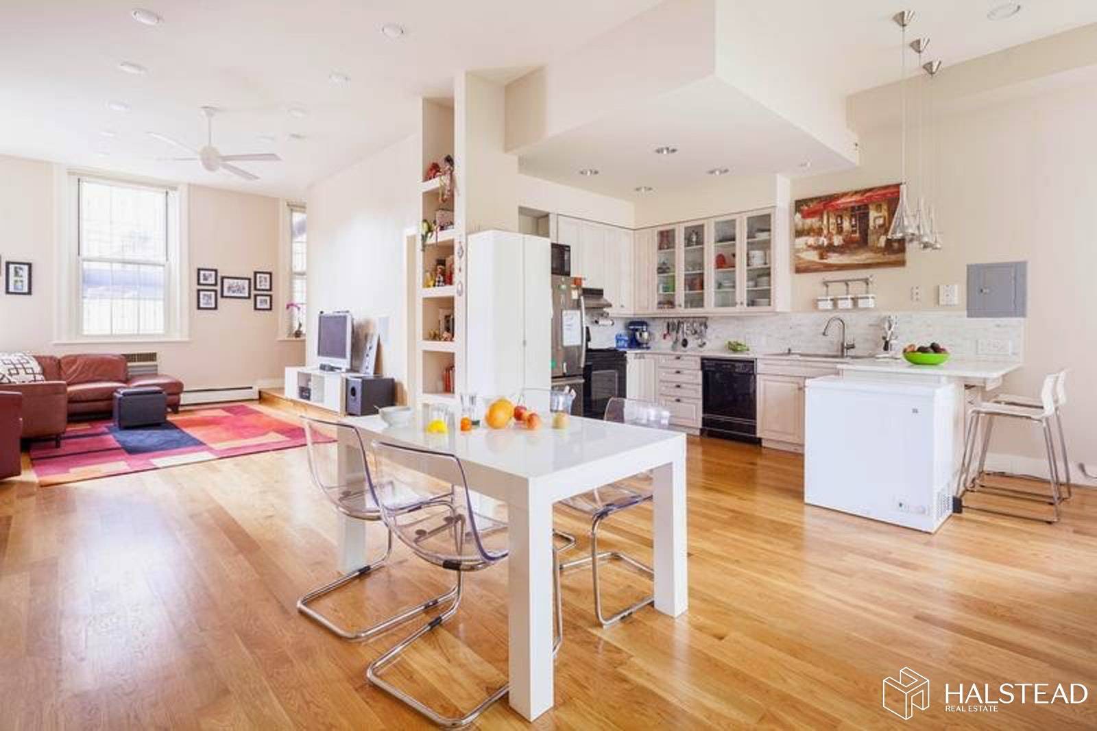 Located in gorgeous Brooklyn Heights, this 1375 square foot, architect designed loft has three bedrooms and two full bathrooms and the purchase includes a PARKING SPACE in the gated adjacent ...