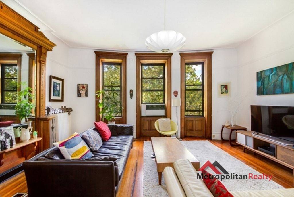 This is a 4 bedrooms 2 bathrooms on famous 3rd Street in Park Slope.