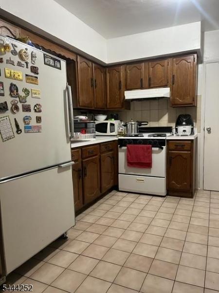 kitchen 2 floor front