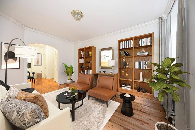 Charming and chic one bedroom with beautiful prewar architectural details !