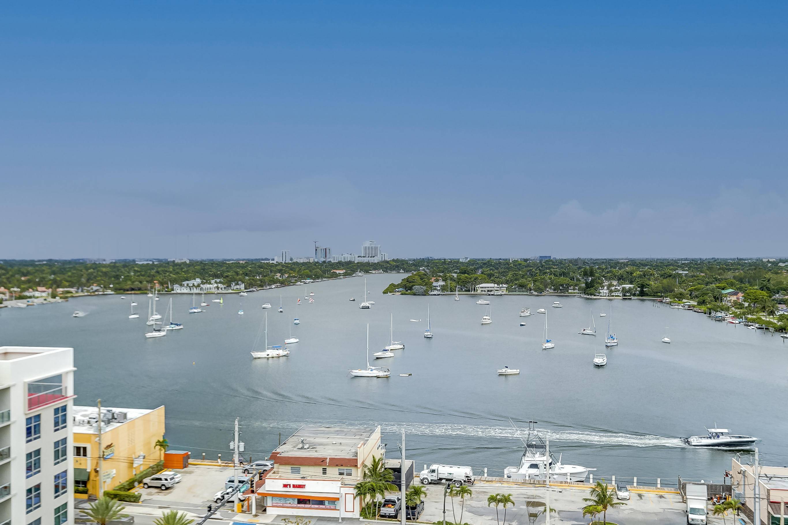 One of the most premier locations in Hollywood Beach, this spacious 2 2 condo has direct views of both the Intracoastal and the Ocean, with 2 great balcony's to enjoy ...