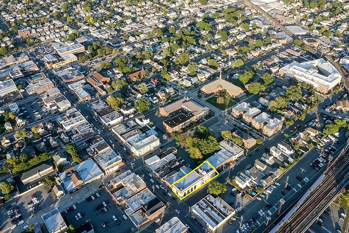 Aerial view of property's location