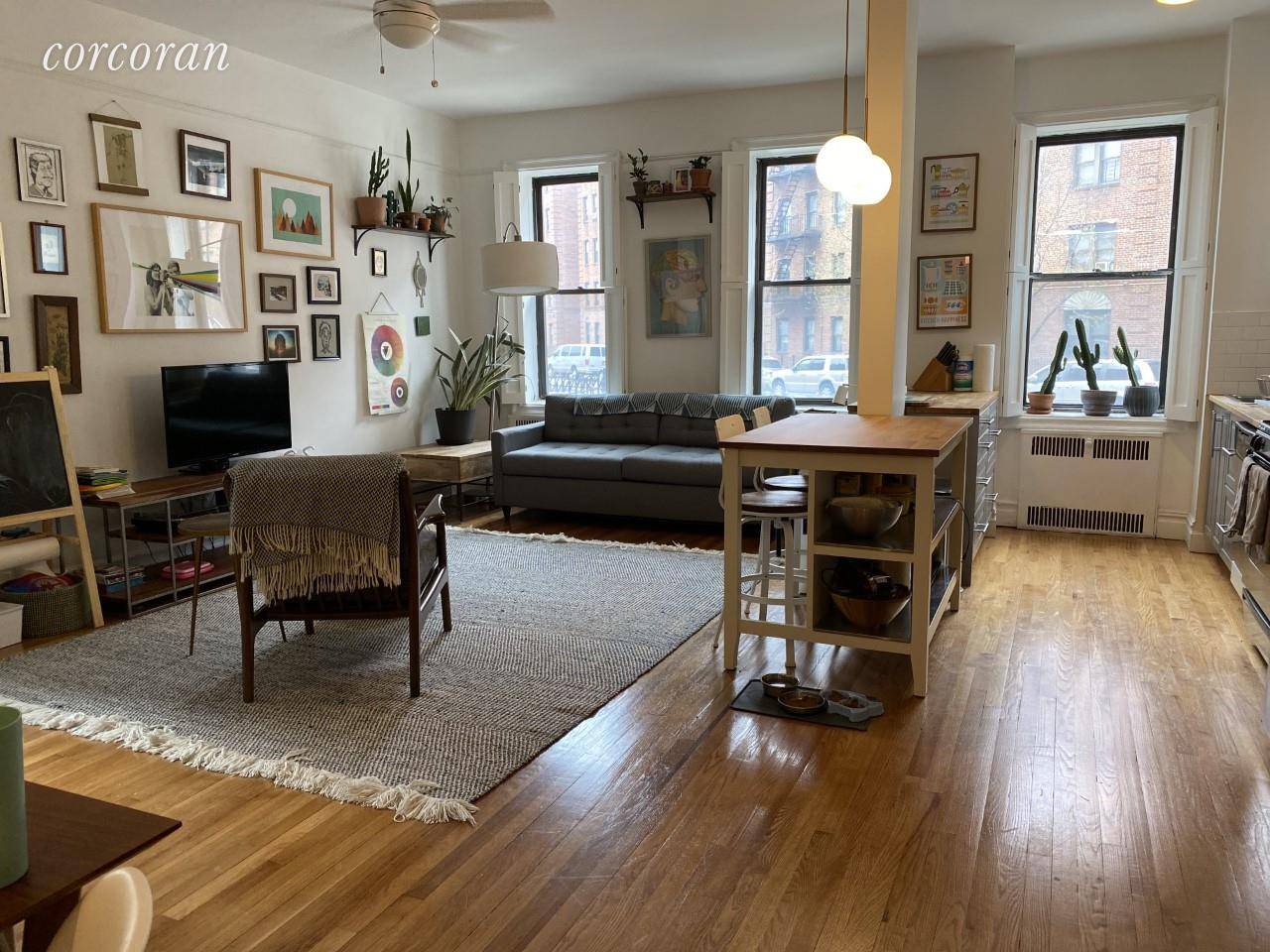 Boasting approximately 1100 square feet of usable space, excellent Southern exposure sunlight, 10 foot ceilings and stunning hardwood floors, this immaculately renovated Jr 2 bedroom is one of the best ...
