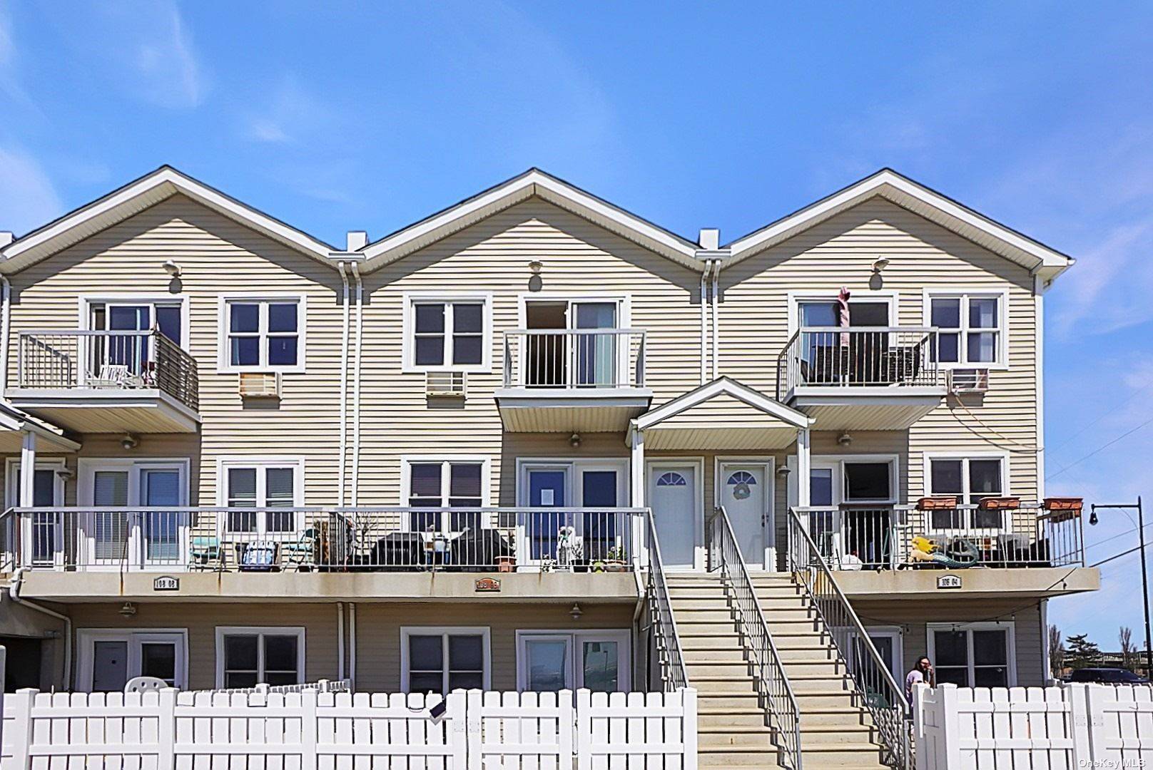 Immerse yourself in the extraordinary charm of this Rockaway Beach Boardwalk Retreat, where cherished memories amp ; outdoor adventures await.