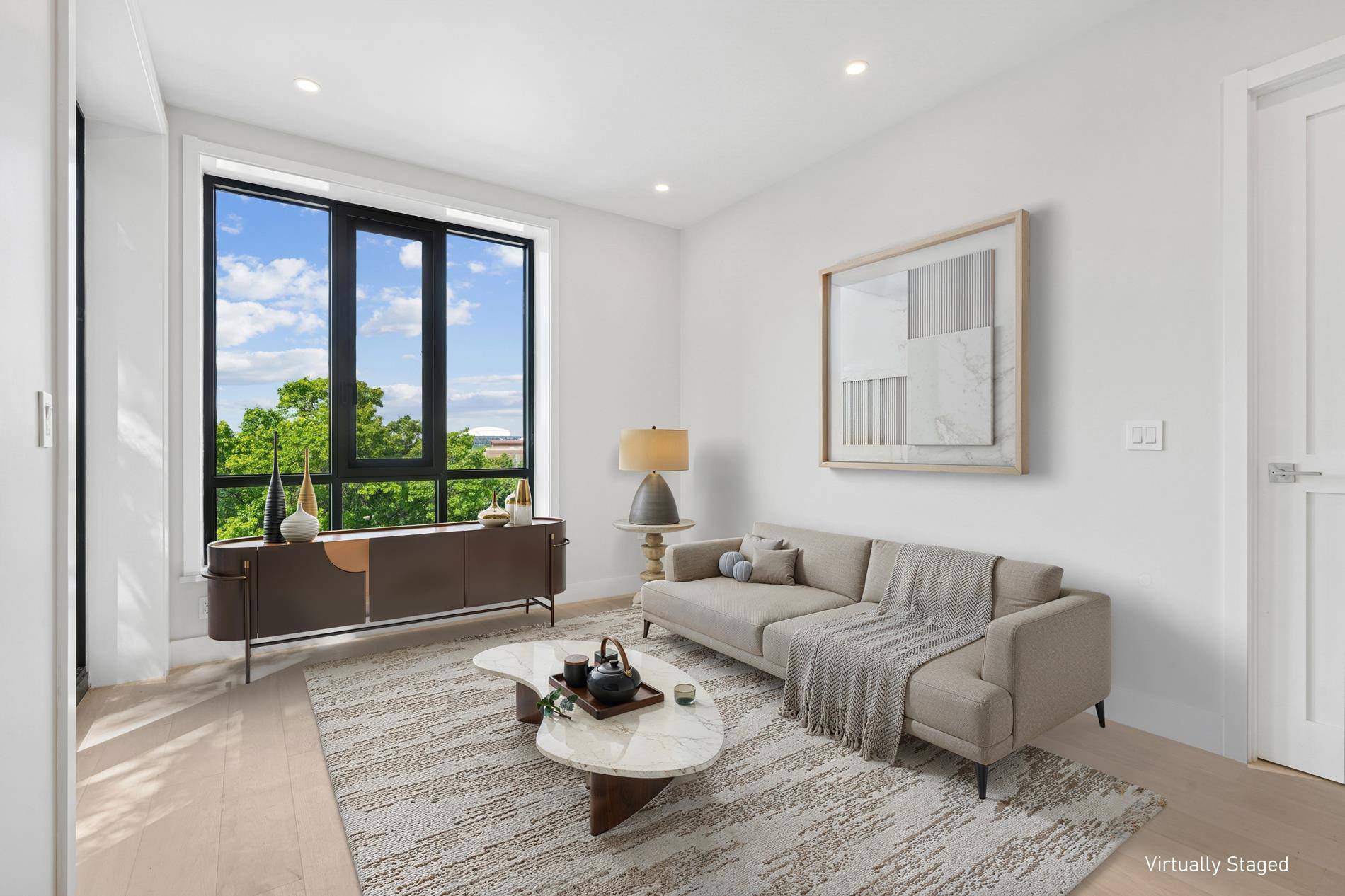 FINAL UNIT ! PRICE REDUCED !